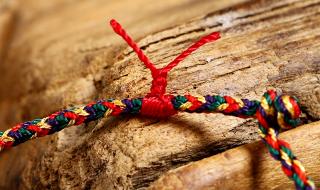 五色蛇形手链的编法 五彩绳手链编法图解